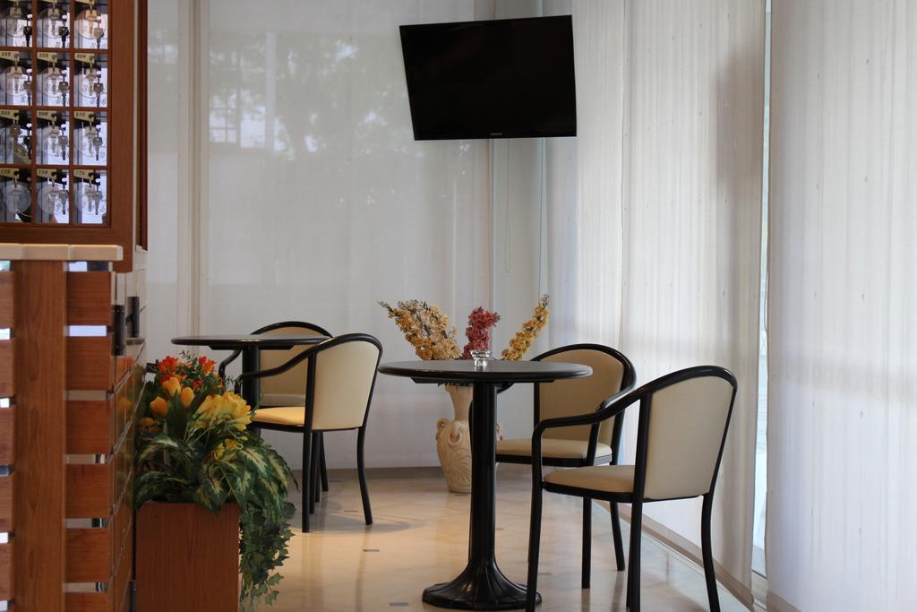 Hotel Massimo Riccione Ngoại thất bức ảnh